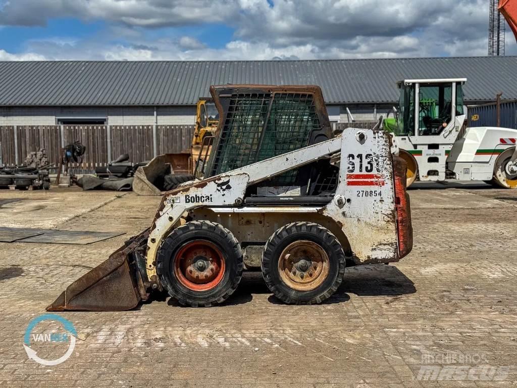 Bobcat S130 Skid steer mini nakladalci