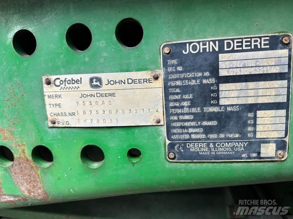 John Deere 7530 Traktorji