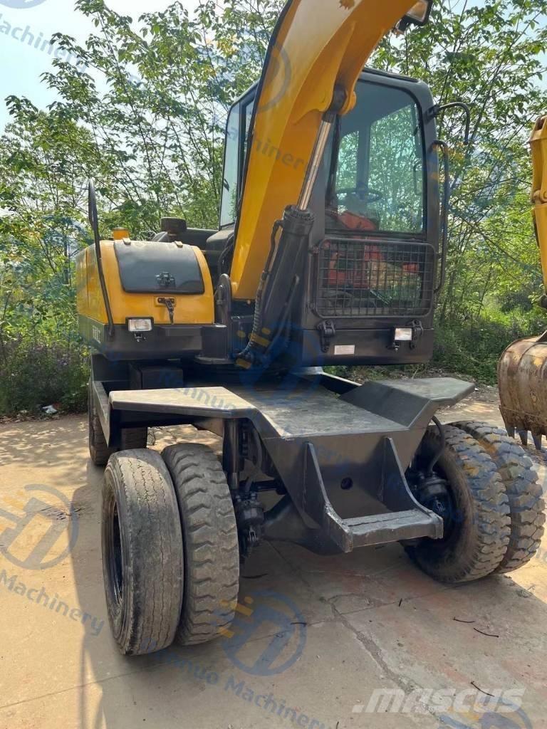 Xinyuan XYB75 Bagri na kolesih