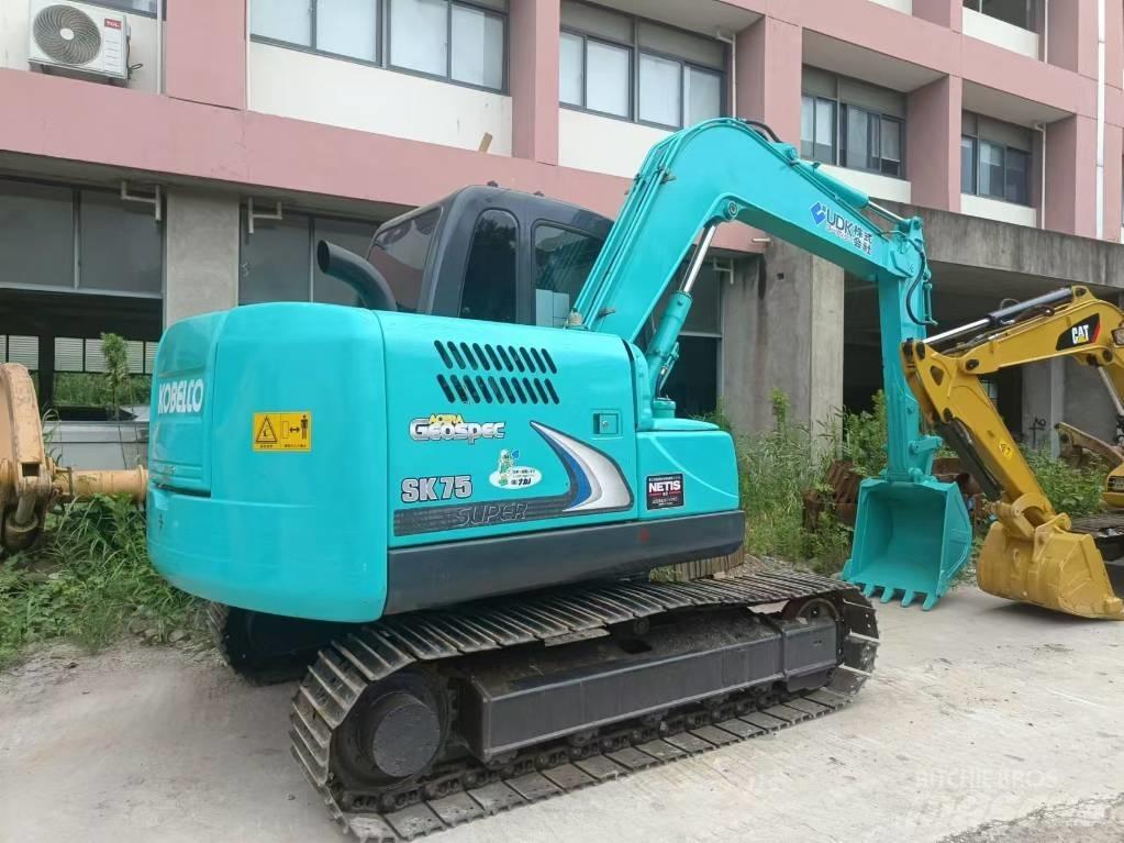 Kobelco SK 75 Midi bagri 7t – 12t