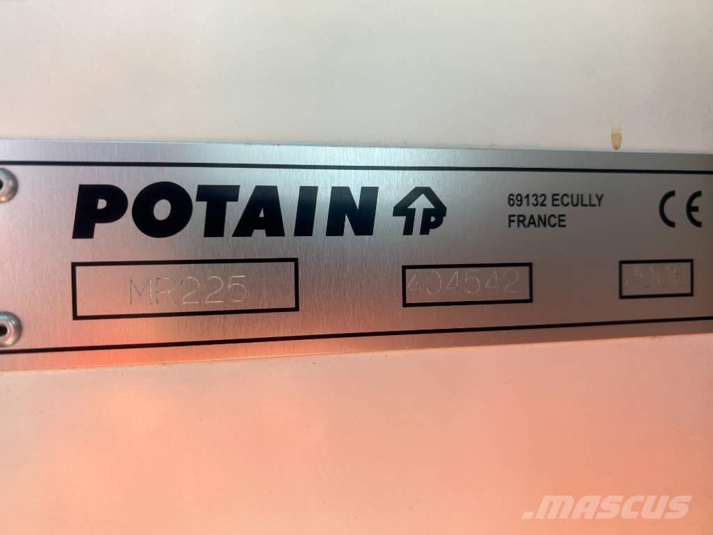 Potain MR 225 Stolpni žerjavi