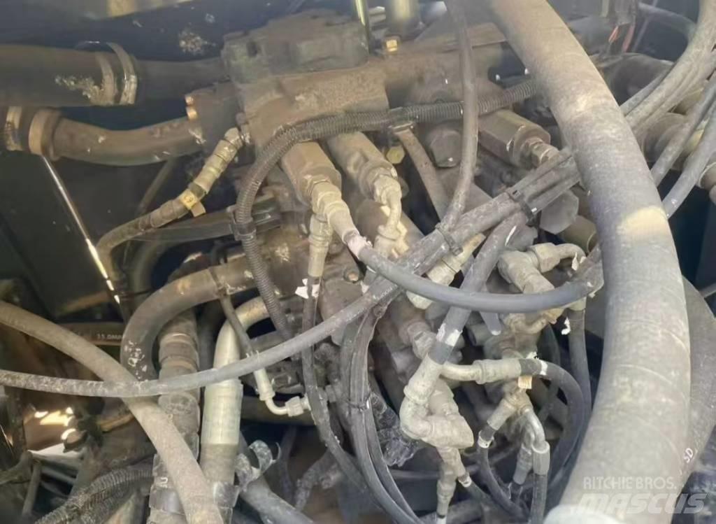 Sumitomo SH240LC Bagri goseničarji