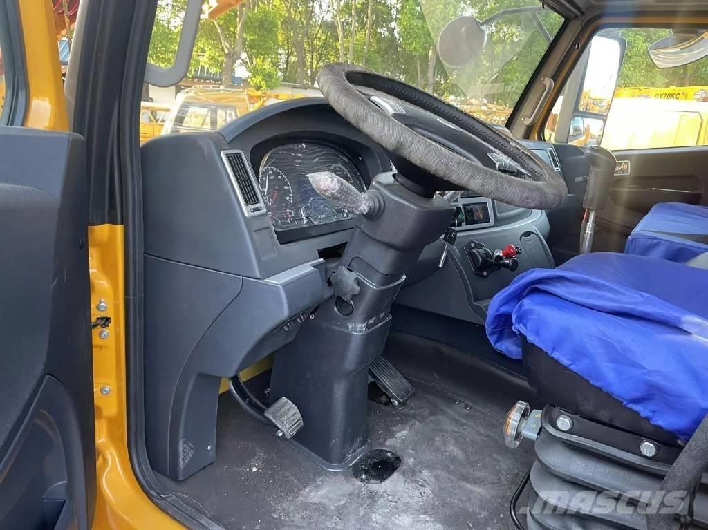 XCMG QY70KC Avtodvigala