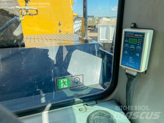 CAT 374F L Bagri goseničarji