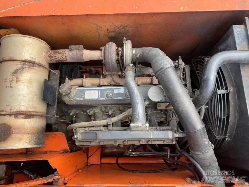Doosan DH 225 LC-7 Bagri goseničarji