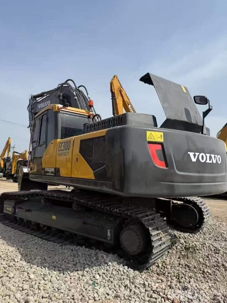 Volvo 300D Bagri goseničarji