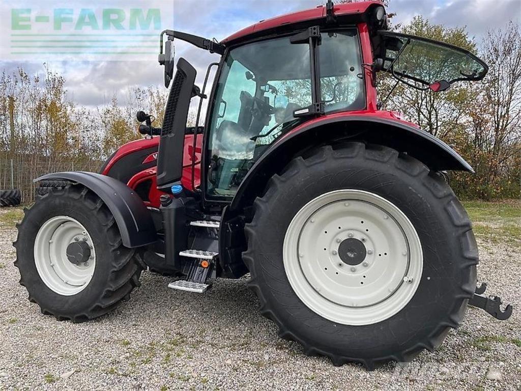 Valtra n155e aktiv Traktorji