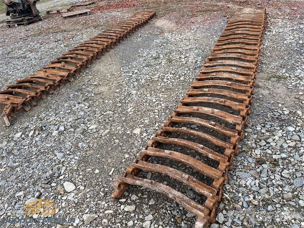 Clark ATF 600x26,5 Gosenice, verige in podvozje