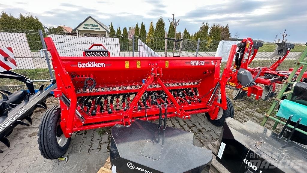 Özdöken Pertum S 300 Sejalnice