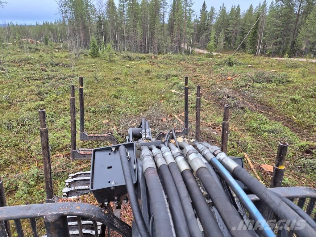 Ponsse ELK 8W Forwarderji