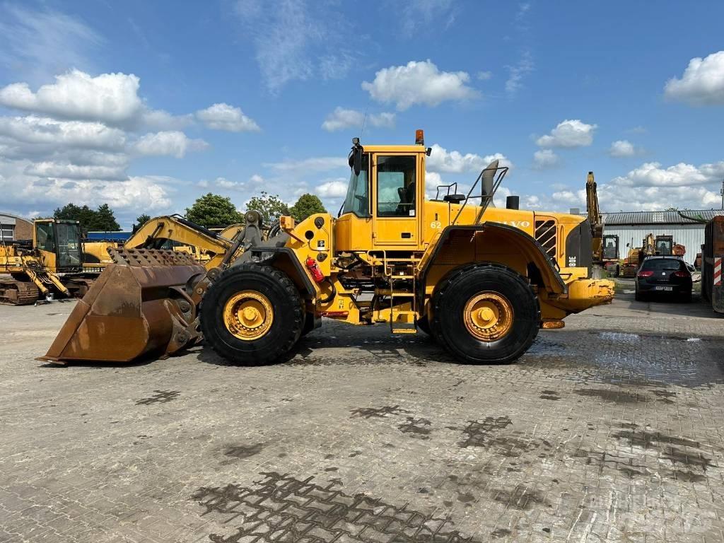 Volvo L180E Kolesni nakladalci