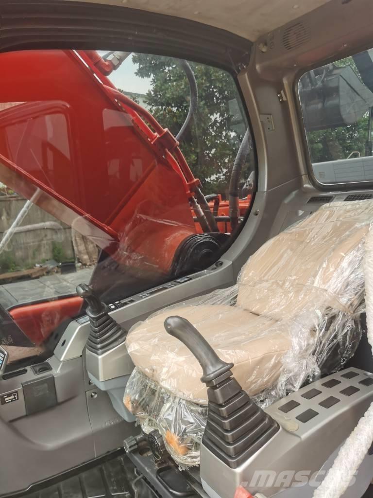Doosan DX 300 LC Bagri goseničarji