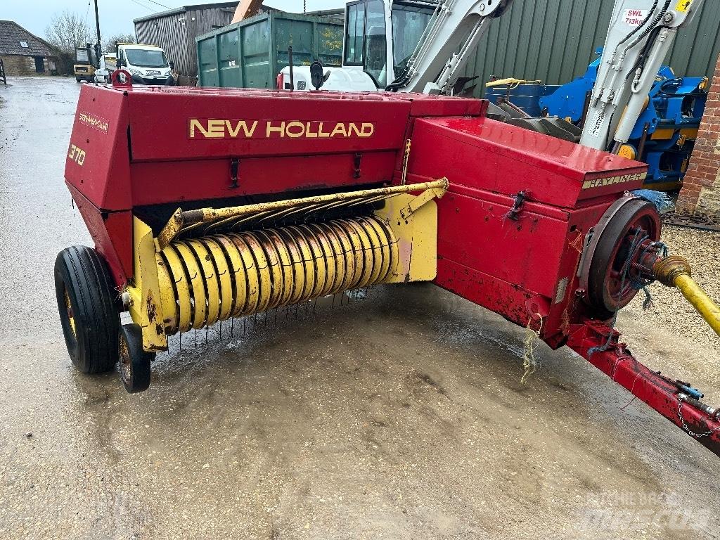 New Holland 370 Balirke (kvadratne bale)
