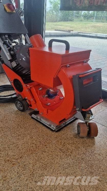 Husqvarna BS210E Gradbeništvo - drugo