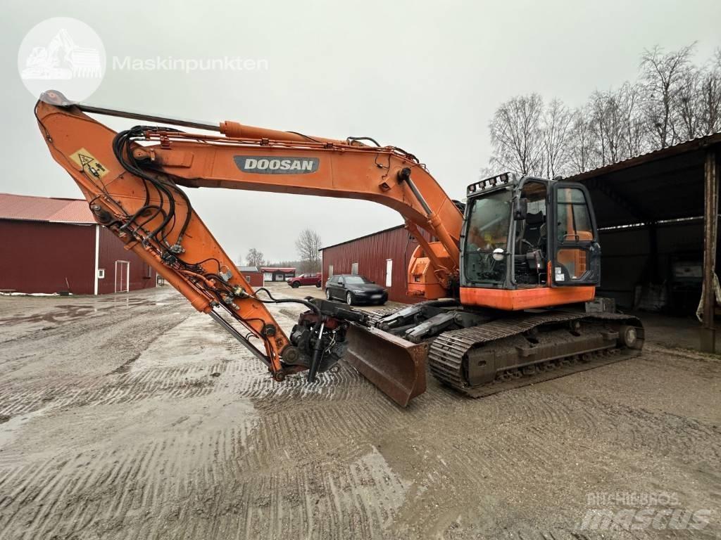 Doosan DX 235 LCR Bagri goseničarji