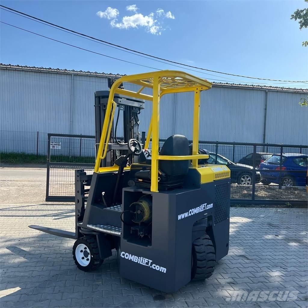 Combilift CBE 3000 4-Smerni viličarji