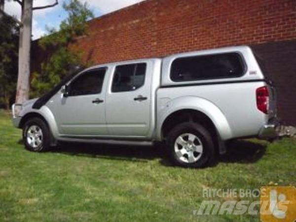 Nissan NAVARA ST-X Dostavna vozila / kombiji