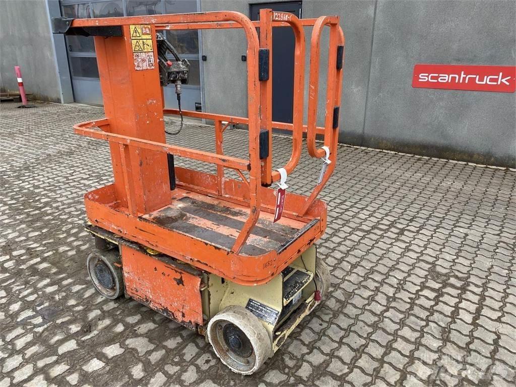 JLG 1230ES Vertikalna dvigala