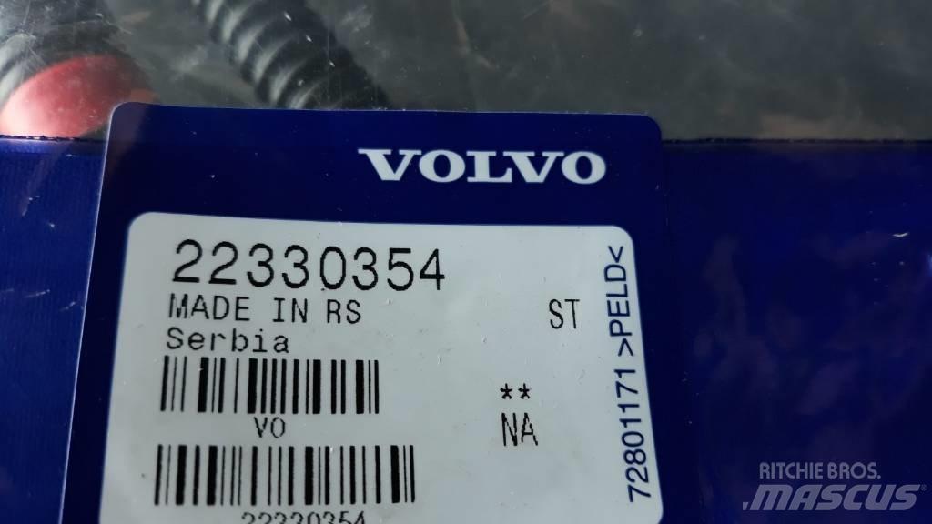 Volvo HOSE 22330354 Druge komponente