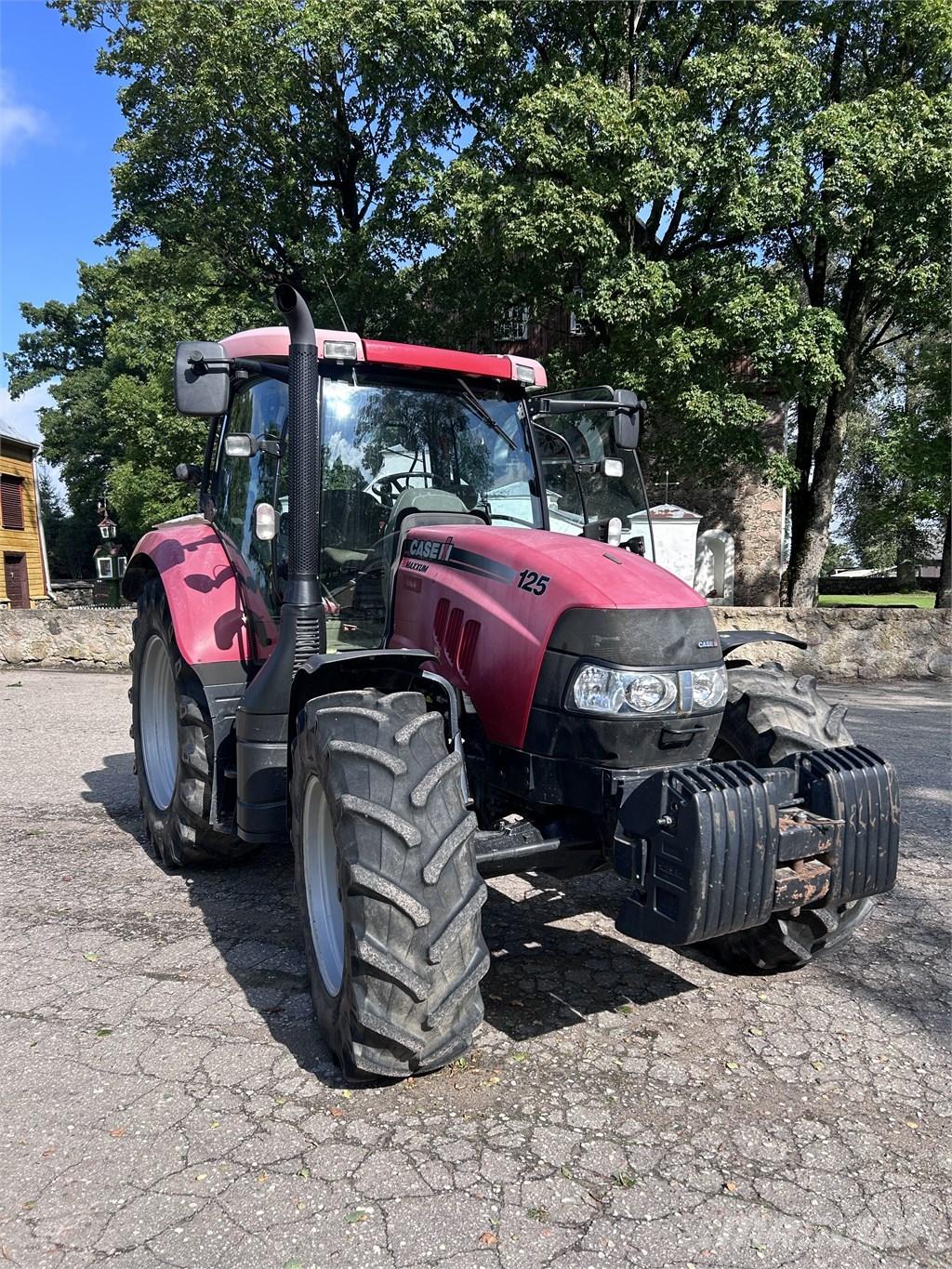 CASE Maxxum 125 Traktorji