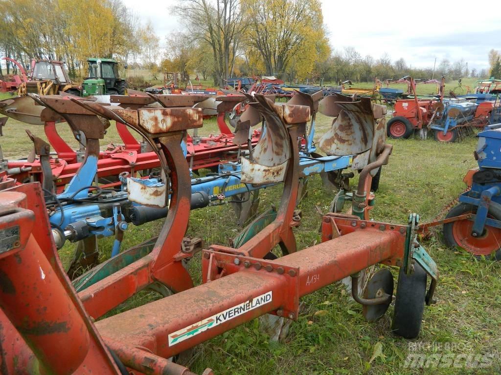 Kverneland 3 Obračalni plugi
