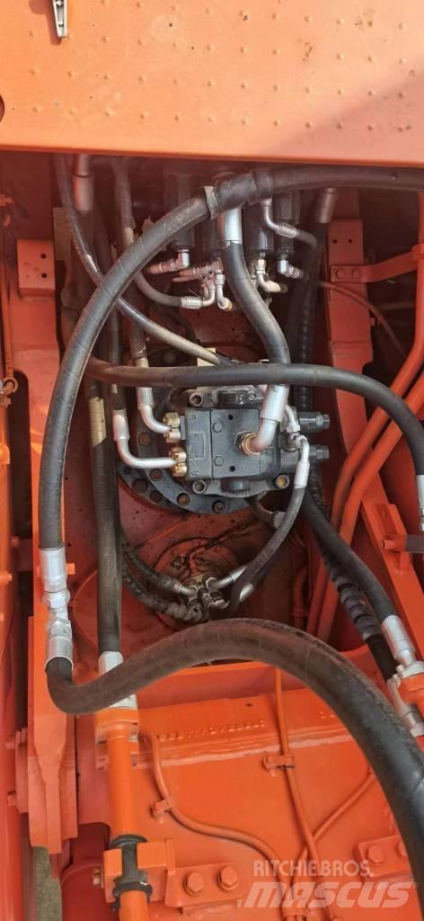 Doosan 300-7 Bagri goseničarji