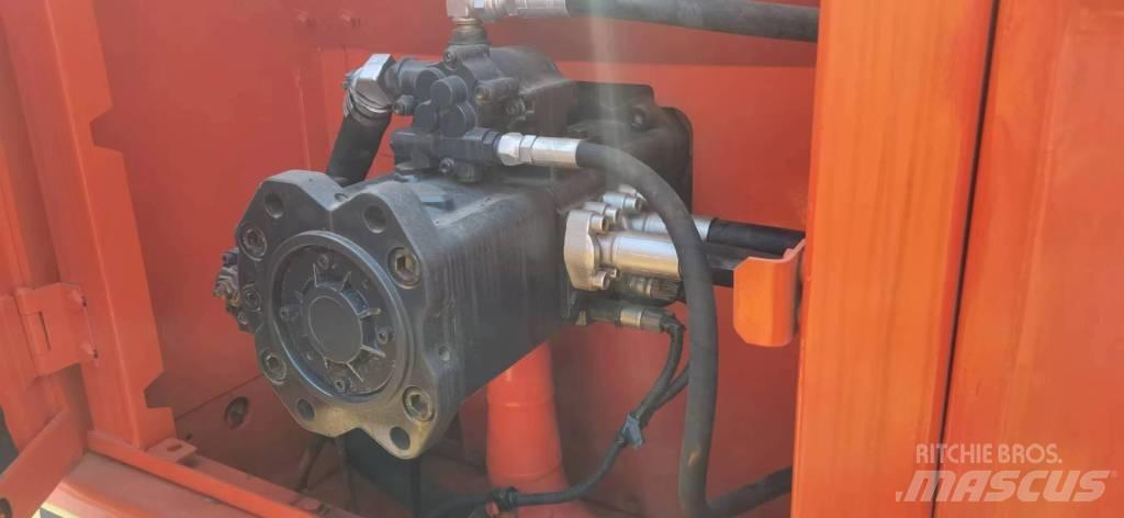 Doosan 300-7 Bagri goseničarji