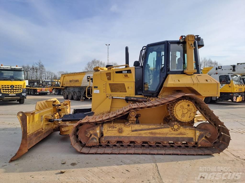 CAT D6N LGP Buldožerji goseničarji