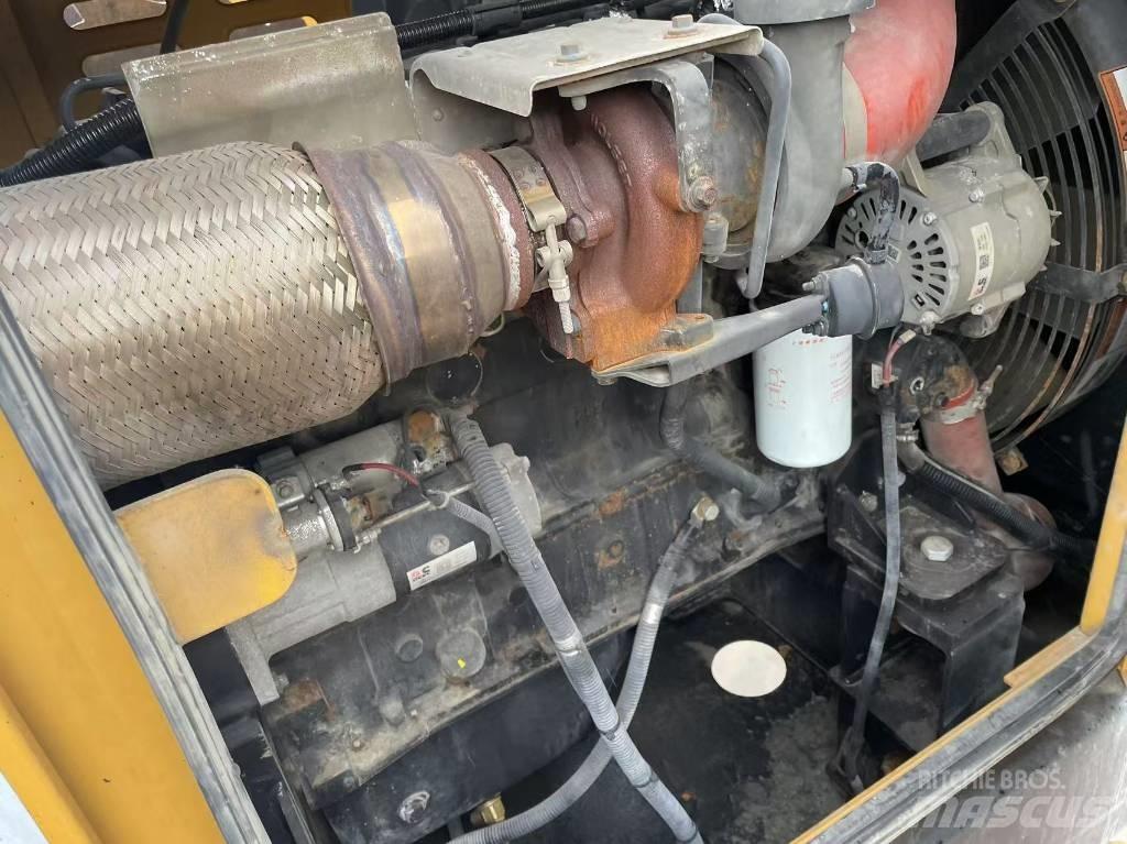 Sany SCC 600 A-6 Dvigala na gosenicah