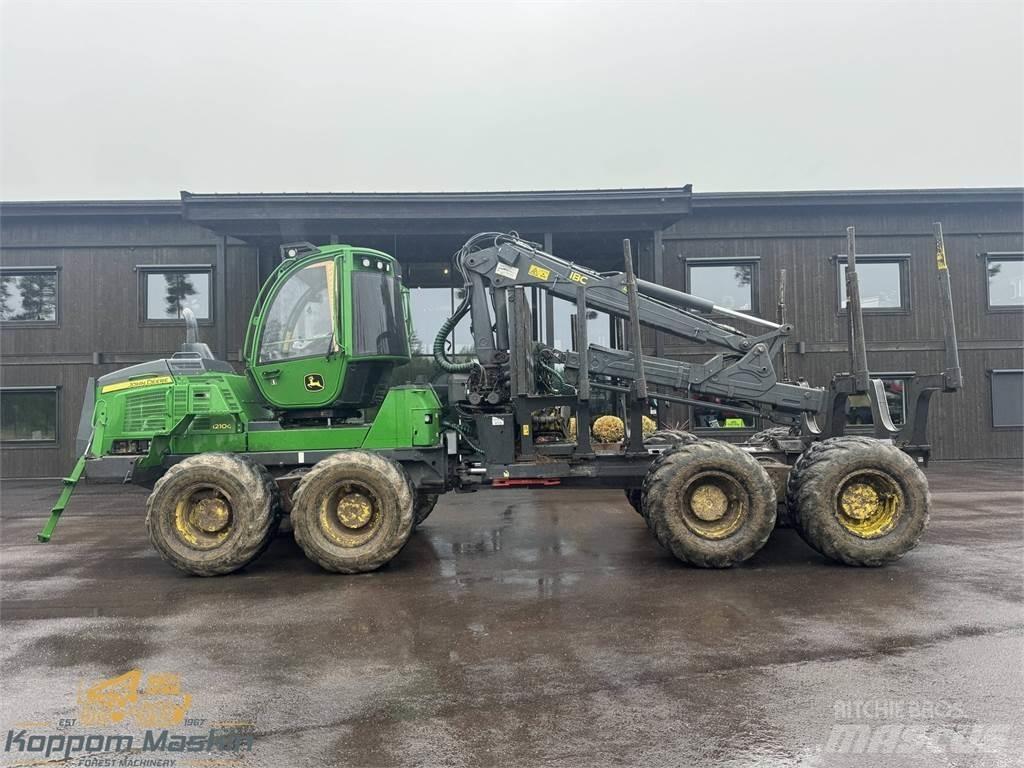 John Deere 1210G Forwarderji