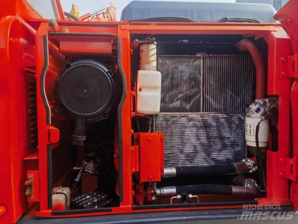 Doosan dx140lc-9c Bagri goseničarji