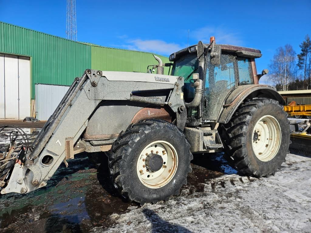 Valtra T171 Traktorji