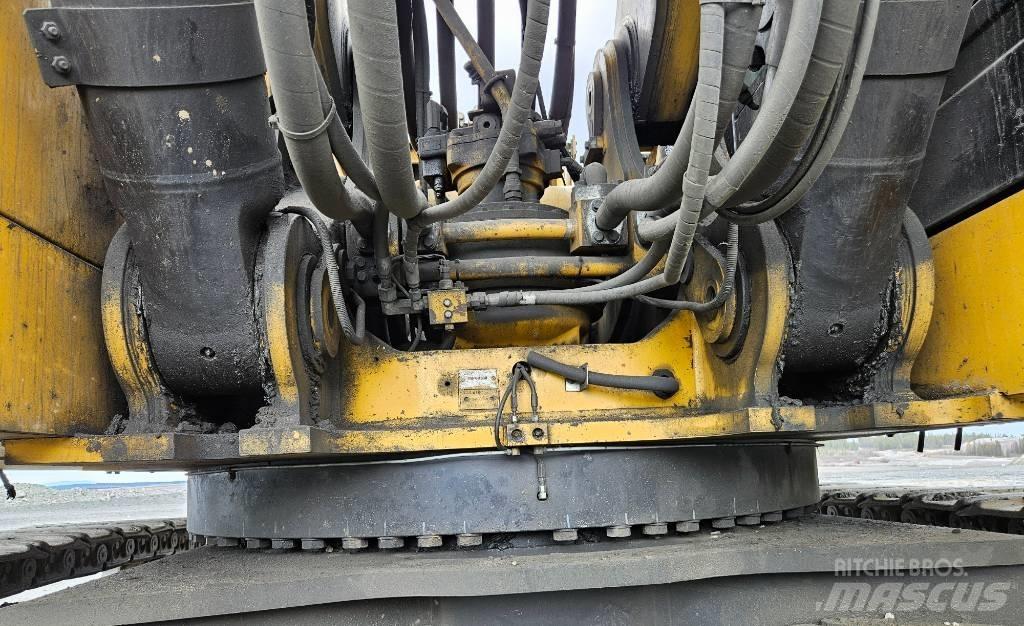 CAT 390 F Bagri goseničarji