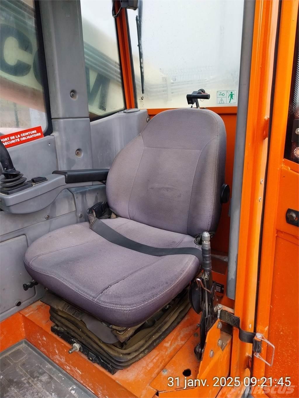 JLG 3513PS Teleskopski viličarji