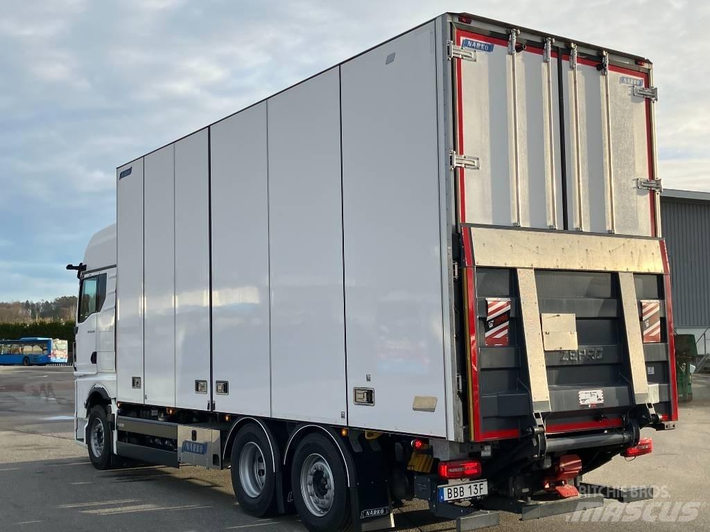 MAN TGX 26.520 Tovornjaki zabojniki