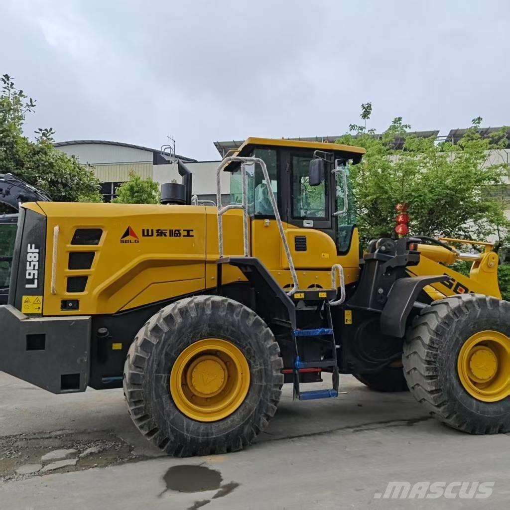 SDLG L 958 F Kolesni nakladalci