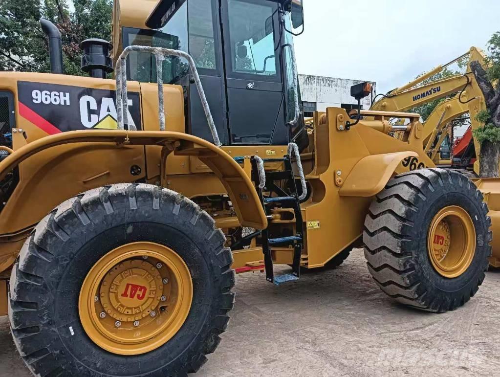 CAT 966 H Kolesni nakladalci