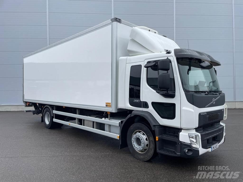 Volvo FE Tovornjaki zabojniki