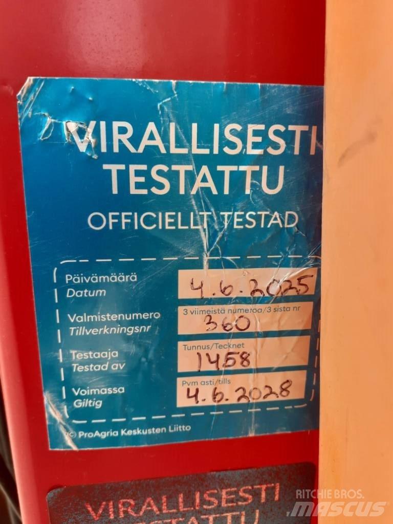 Junkkari 1300L/16M Montirane škropilnice