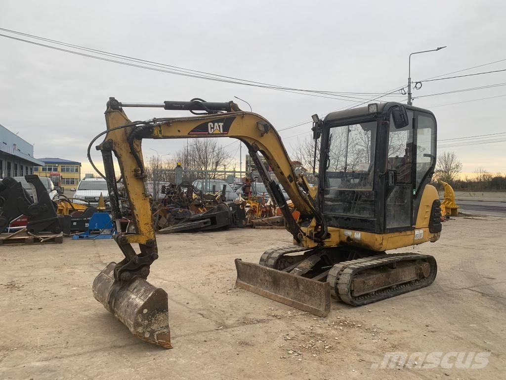 CAT 302.5 Mini bagri <7t