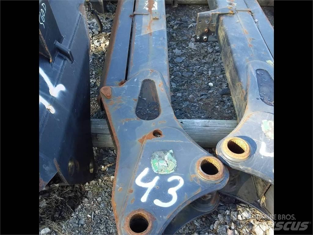 John Deere 210 Dvigala za gozdne kombajne
