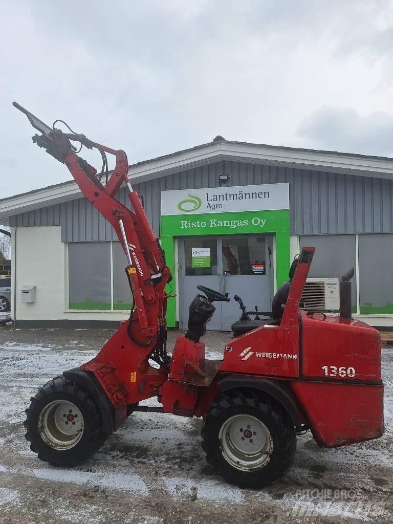 Weidemann 1360 Večnamenski nakladalci