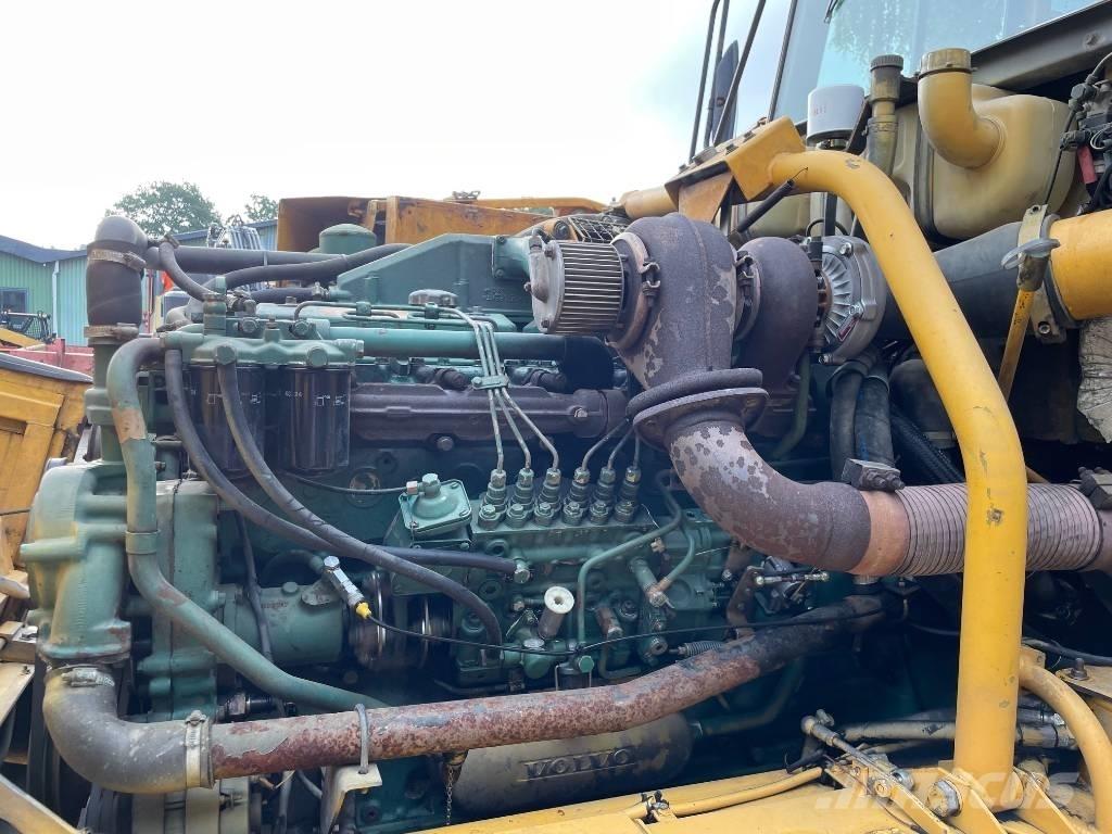 Volvo A25C Zglobni demperji