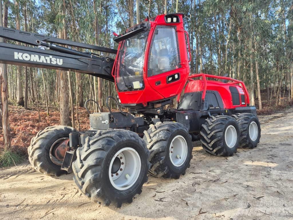 Komatsu 901 XC Harvesterji
