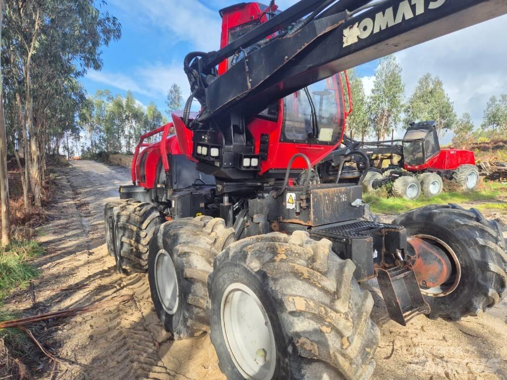 Komatsu 901 XC Harvesterji