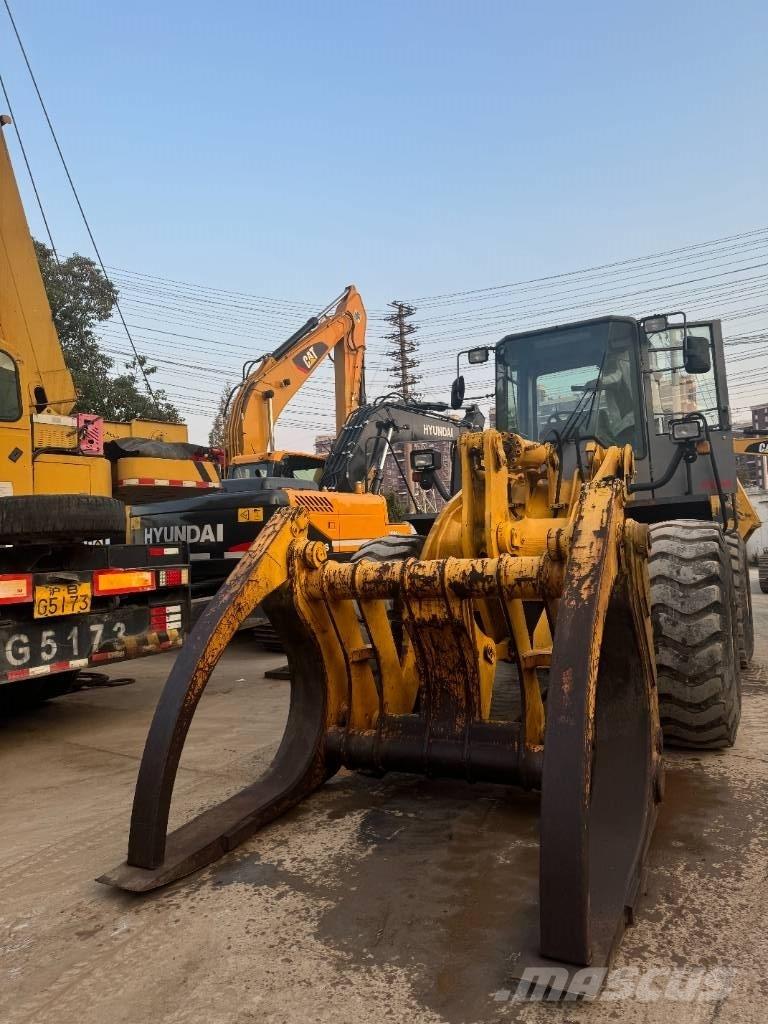 TCM L 27 Kolesni nakladalci