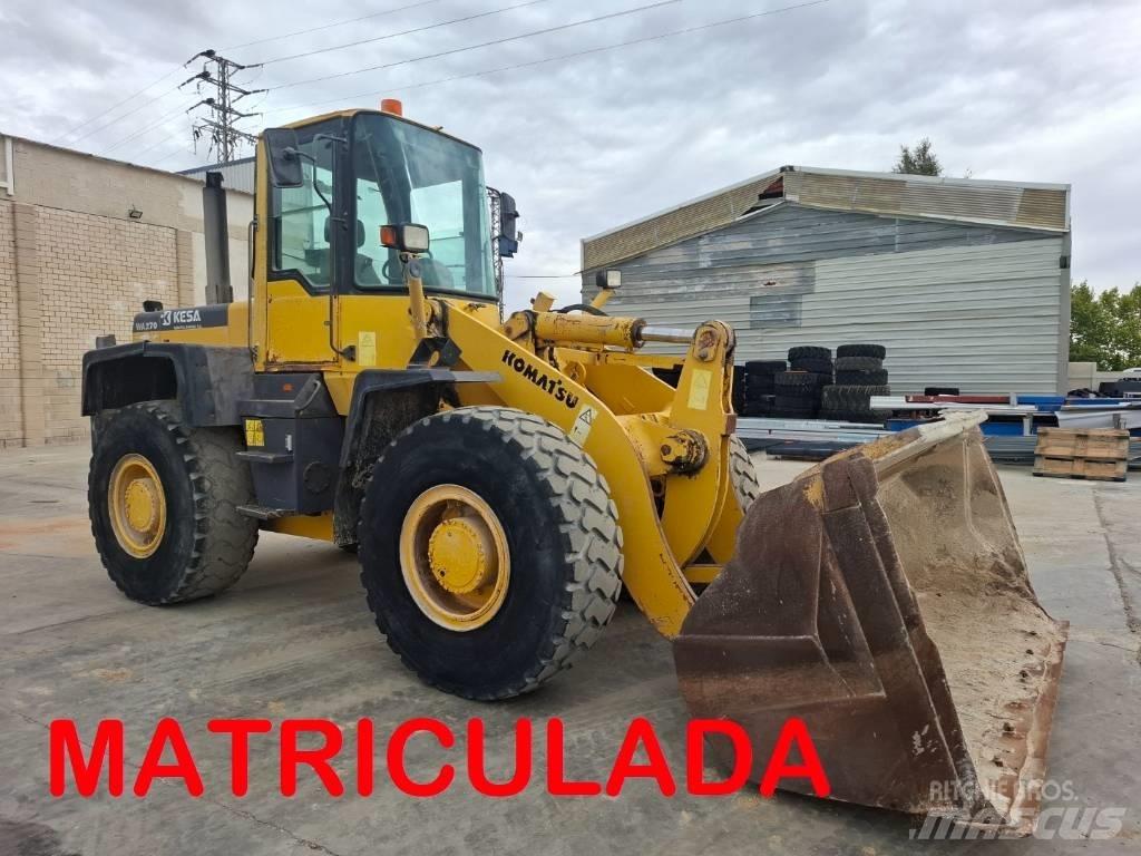 Komatsu WA 270-3 Kolesni nakladalci