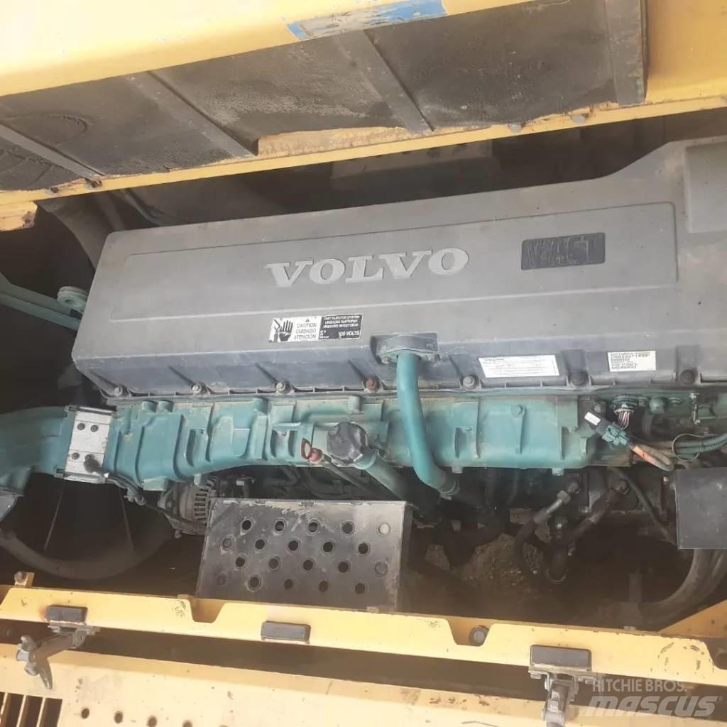 Volvo EC 700 B LC Bagri goseničarji
