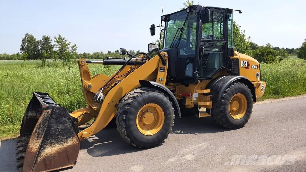 CAT 908M  Cat 908 Kolesni nakladalci