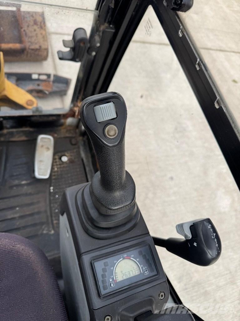 CAT 301.7 D Mini bagri <7t